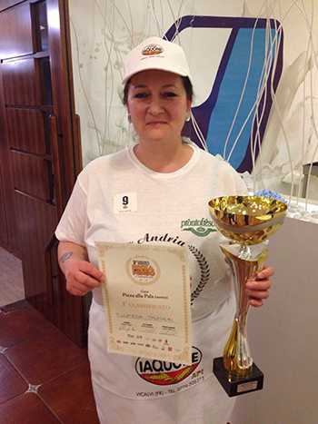 Campionato mondiale di Pizza al fungo. Filomena Palmieri prima sul podio