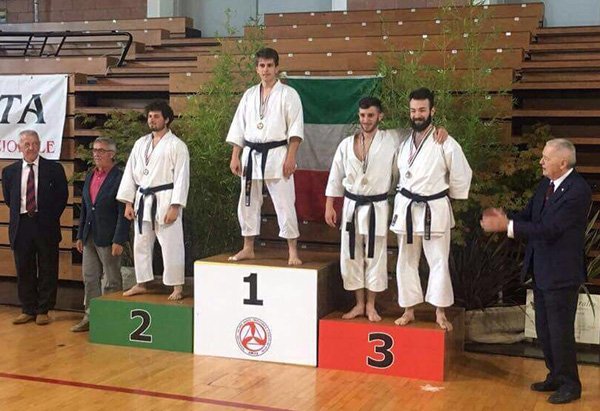 Karate. Passarelli e Varcasia campioni d’Italia. Il 17 il Memorial Claudio Rende