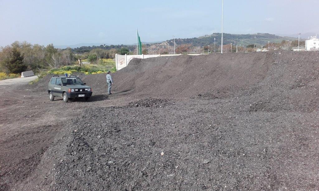 Roseto Capo Spulico. 4000 metri cubi di fresato d’asfalto sequestrati dai Carabinieri Forestale