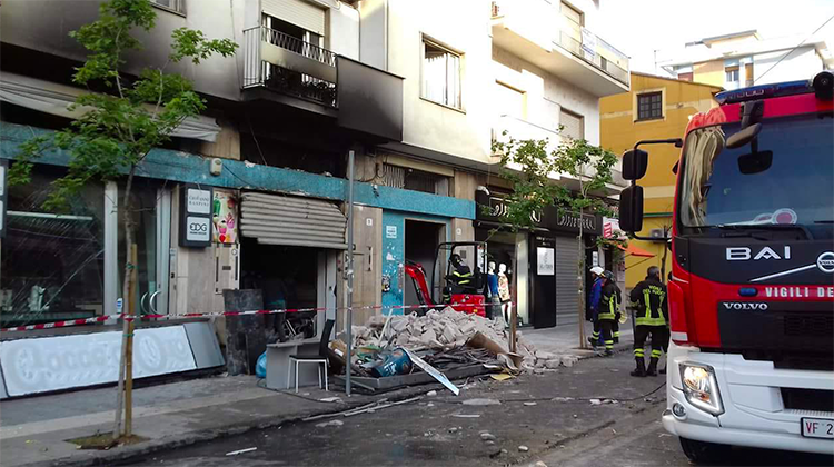 Esplosione del bar di Via Caloprese ed incendio del chiosco di Via Aceto: arrestato il proprietario dei locali