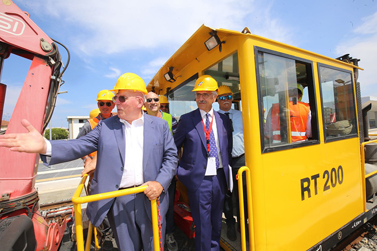 Partiti oggi i lavori per l’elettrificazione della nuova ferrovia jonica