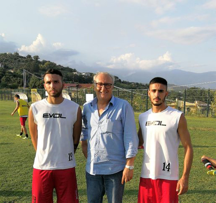 Pansera e Finocchiaro nella rosa dei rossoneri. Ufficializzato il girone I. Tra gli avversari il Bari di De Laurentiis