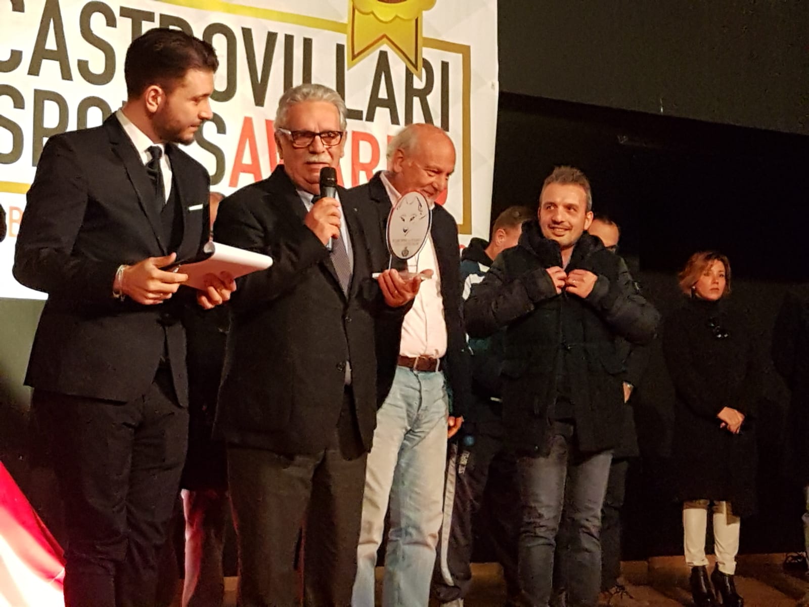 Avolio Boxe.  Lino Tetro passa il testimone a Francesco Gallicchio