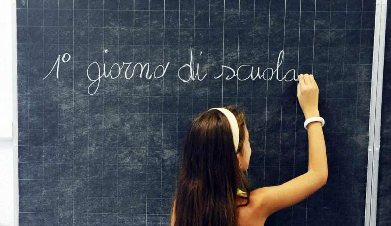 Calabria. Approvato calendario scolastico, si tornerà tra i banchi il 16 settembre