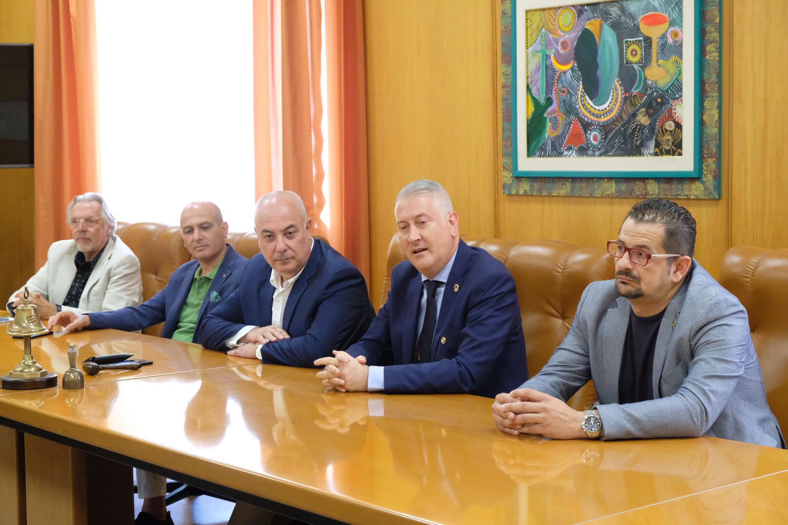 Lions. Cosenza ha il suo Governatore Distrettuale. Nicola Clausi presenta il suo anno sociale