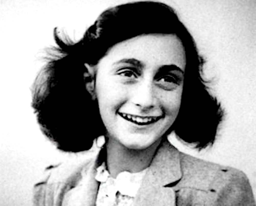 Il cammino. Nella prima giornata i sogni di Anna Frank raccontati a passi da danza