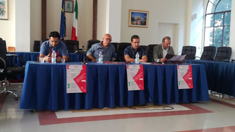 aprustum tavolopresentazione