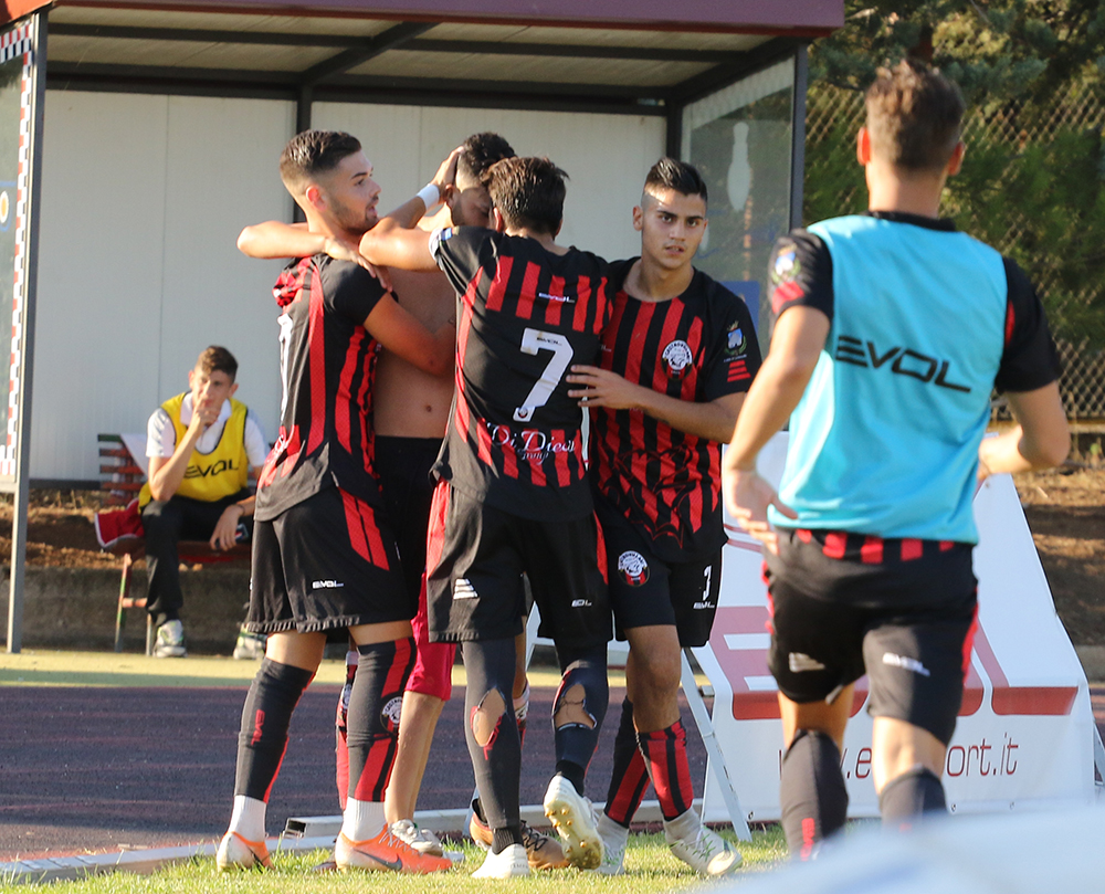 Castrovillari calcio. Situazione ancora da definire. Domani l’incontro con il Sindaco