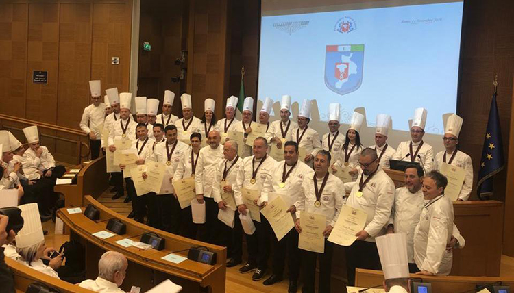 Cuochi calabresi ricevono il Collegium Cocorum a Montecitorio. Premiati anche Alia e Vacca