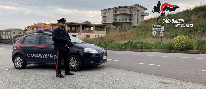 Si avvicina e minaccia il parroco di Favelloni, indagano i Carabinieri