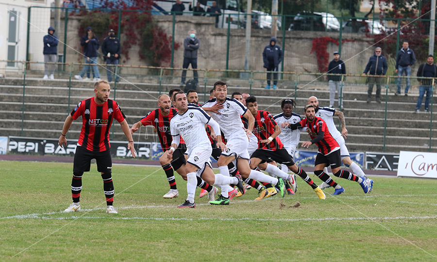 Il Castrovillari frena la corazzata Cavese (0-0)