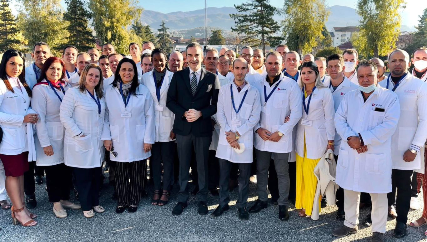 I primi 50 medici cubani sono in Calabria: lavoreranno a Locri, Polistena, Gioia Tauro e Melito Porto Salvo